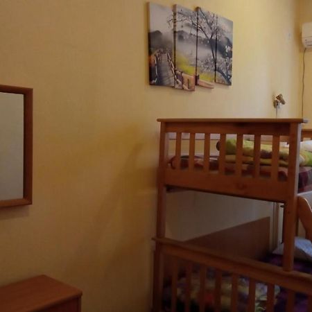 Vishnya Hostel 第聂伯罗彼得罗夫斯克 外观 照片
