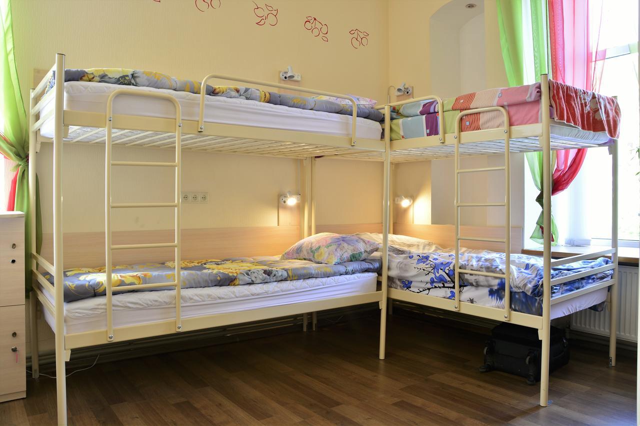 Vishnya Hostel 第聂伯罗彼得罗夫斯克 外观 照片