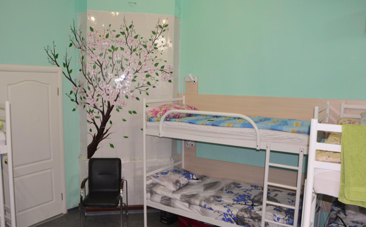 Vishnya Hostel 第聂伯罗彼得罗夫斯克 外观 照片