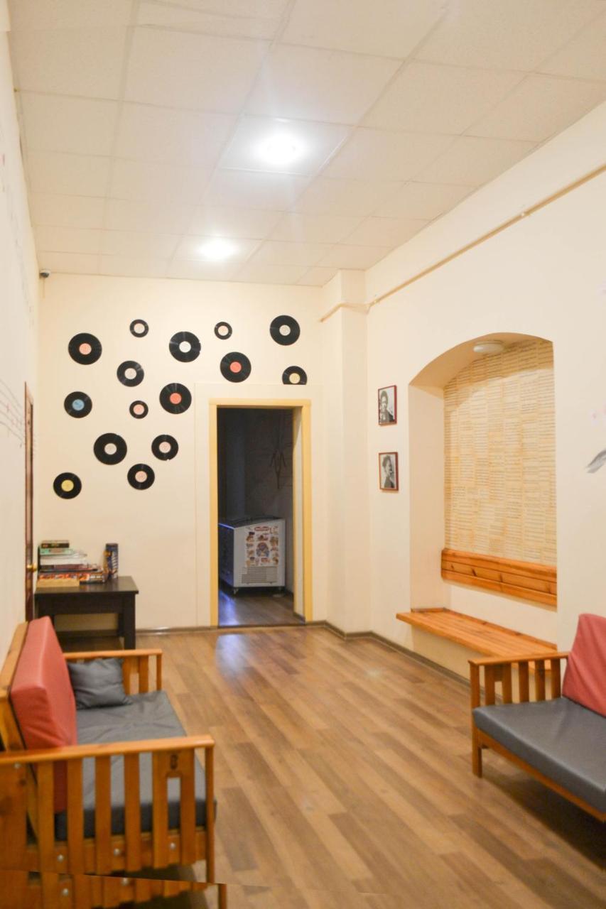 Vishnya Hostel 第聂伯罗彼得罗夫斯克 外观 照片
