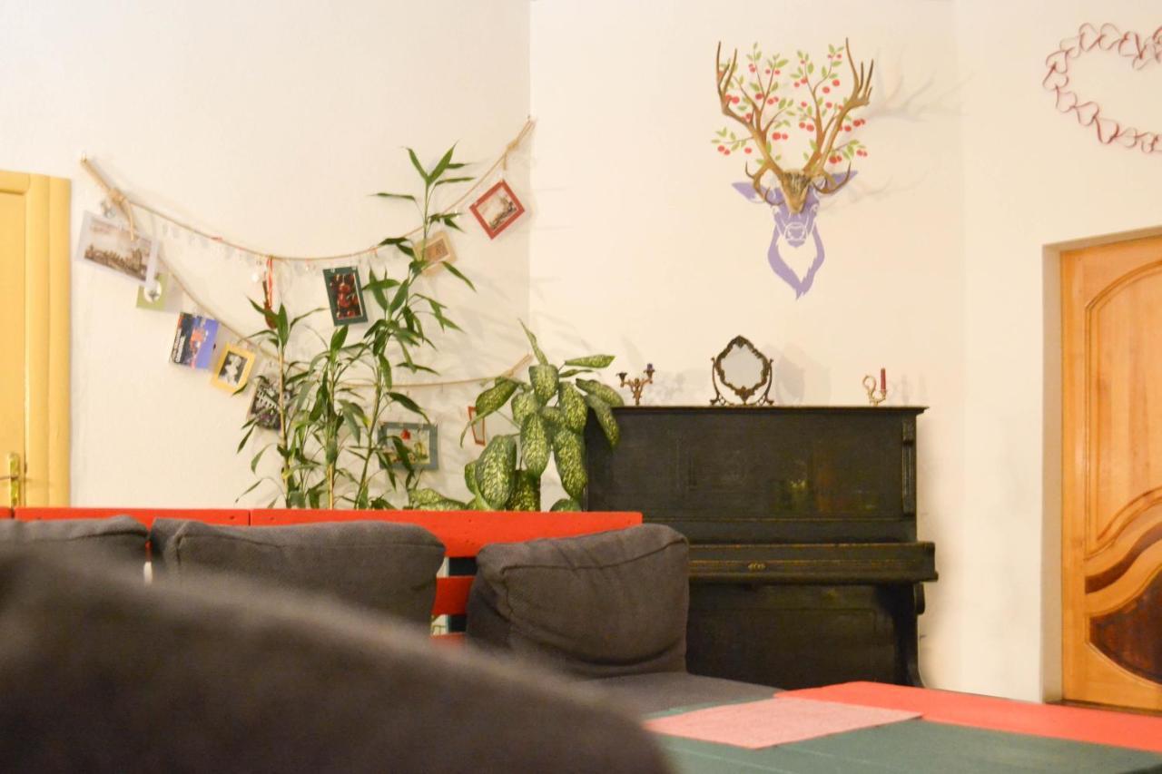 Vishnya Hostel 第聂伯罗彼得罗夫斯克 外观 照片